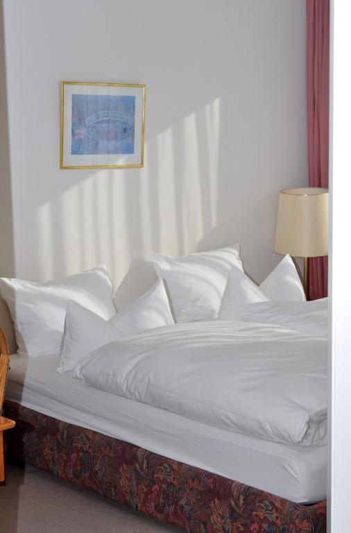 Parkhotel Bellevue Budget Lenk Dış mekan fotoğraf