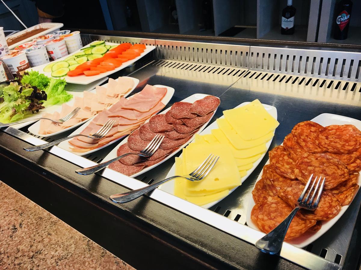 Parkhotel Bellevue Budget Lenk Dış mekan fotoğraf