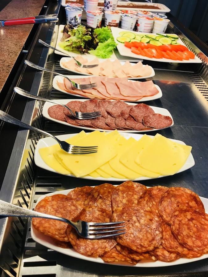 Parkhotel Bellevue Budget Lenk Dış mekan fotoğraf