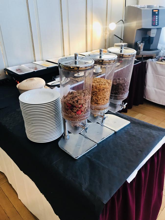 Parkhotel Bellevue Budget Lenk Dış mekan fotoğraf